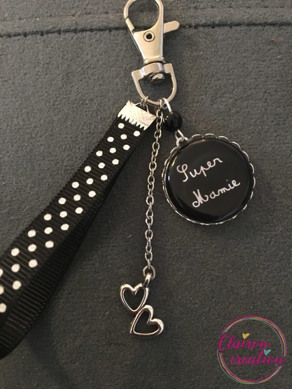 Porte Clé Super Mamie Noir et Blanc