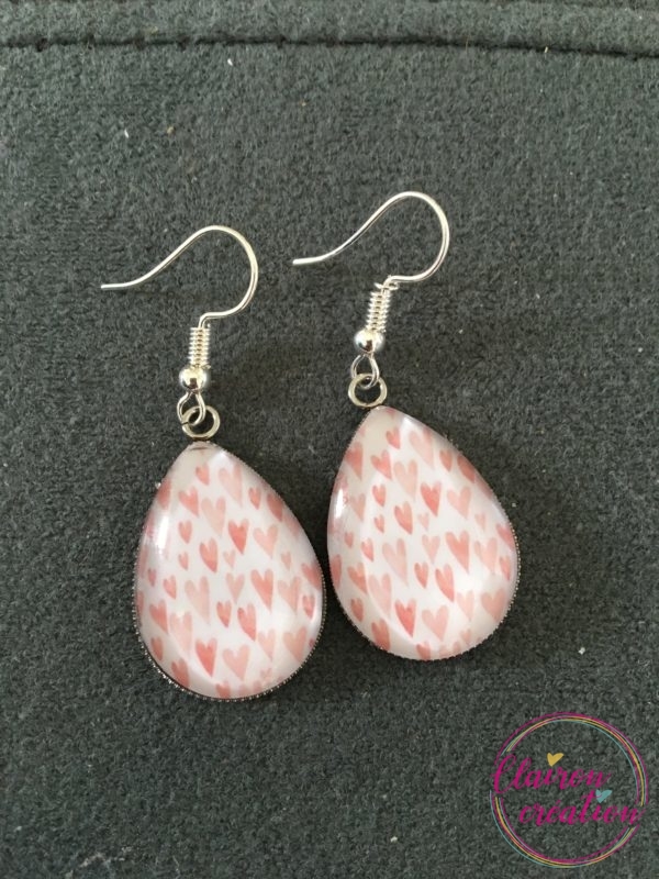 Boucles goutte petits cœurs