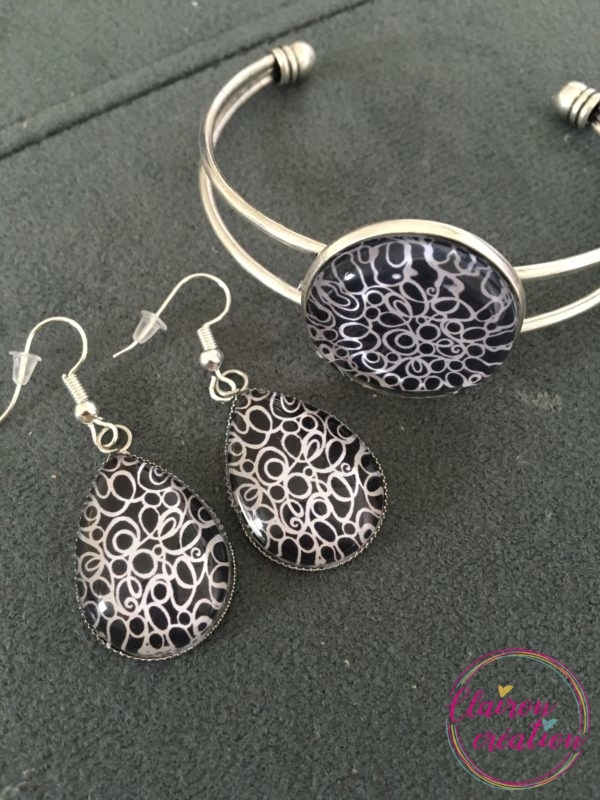 Boucles motif meli melo noir et blanc + manchette