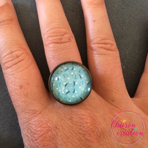 Bague fleurs bleu blanc