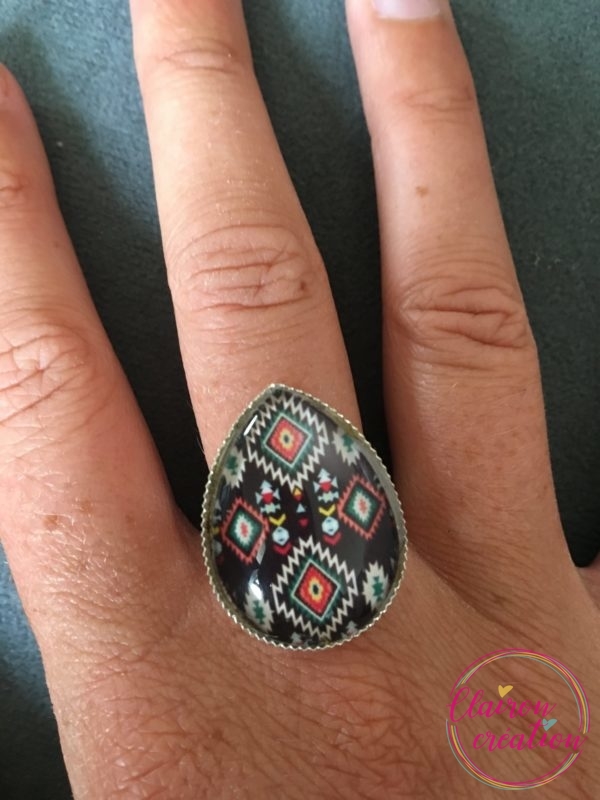 Bague ovale motif Aztèque noir