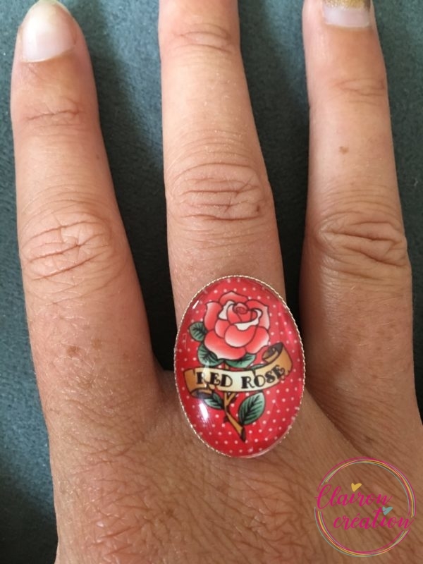 Bague ovale motif Rose Pin up