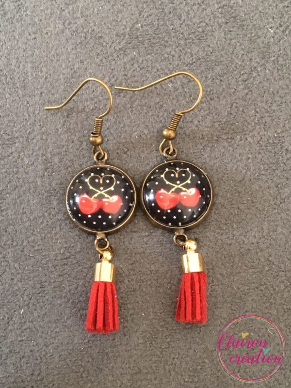 Boucles pompon Cerise