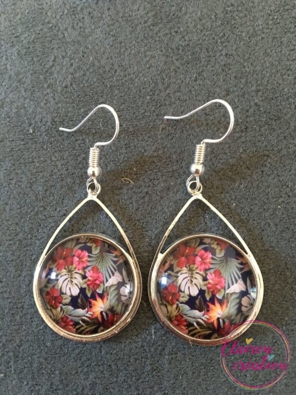 Boucles triangle Motif jungle tropical kaki