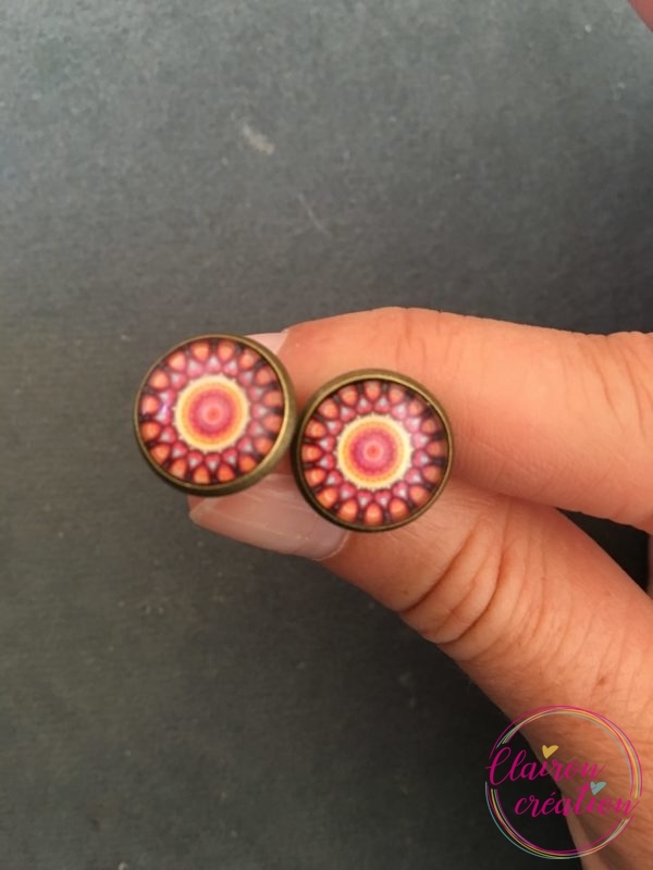 Puces d'oreilles Mandala orange