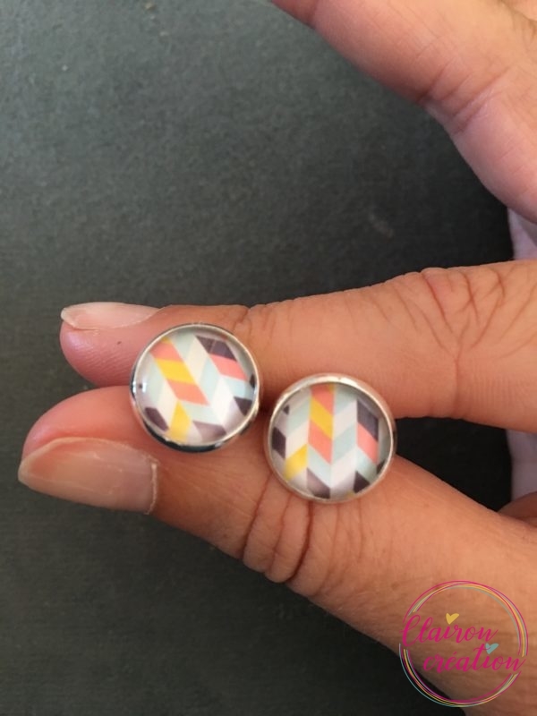 Puces d'oreilles Motif rayures pastels