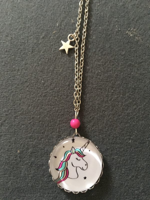 Sautoir Jolie licorne Rose