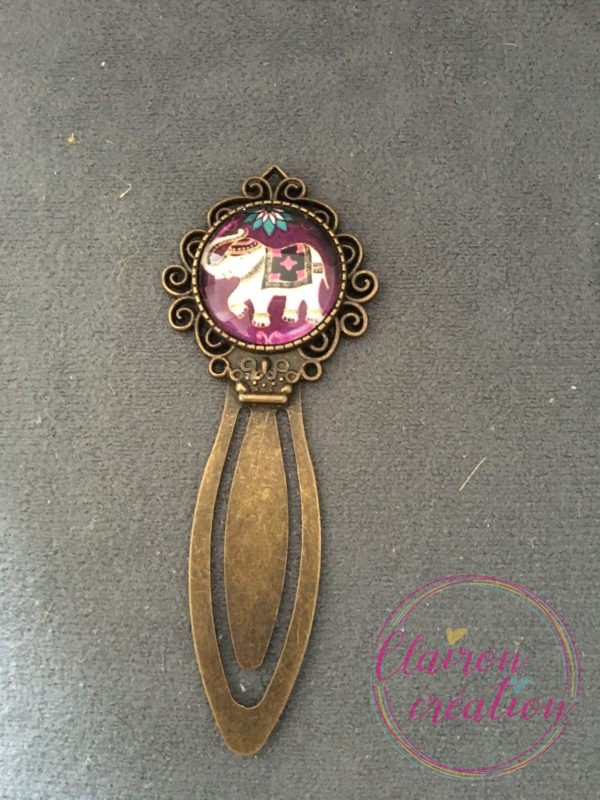 Marque Page Eléphant violet