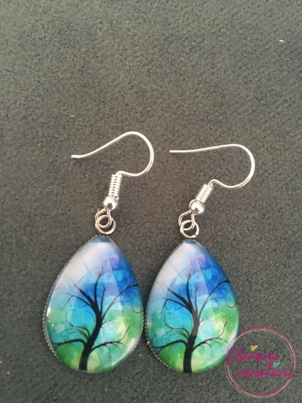 Boucles goutte motif arbre magique
