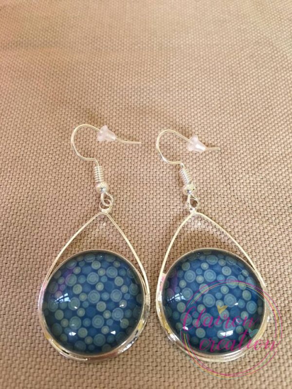 Boucles triangle multiples ronds bleus