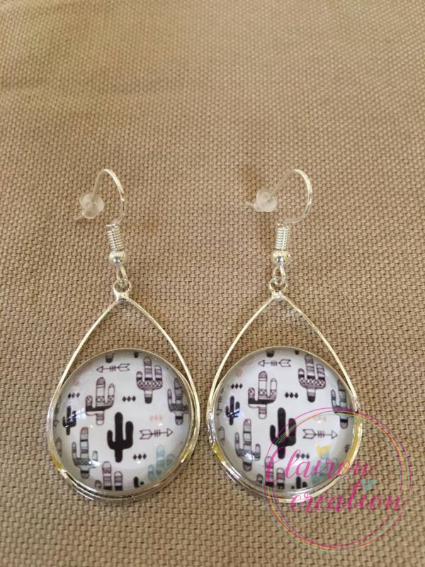 Boucles triangle cactus noir et blanc