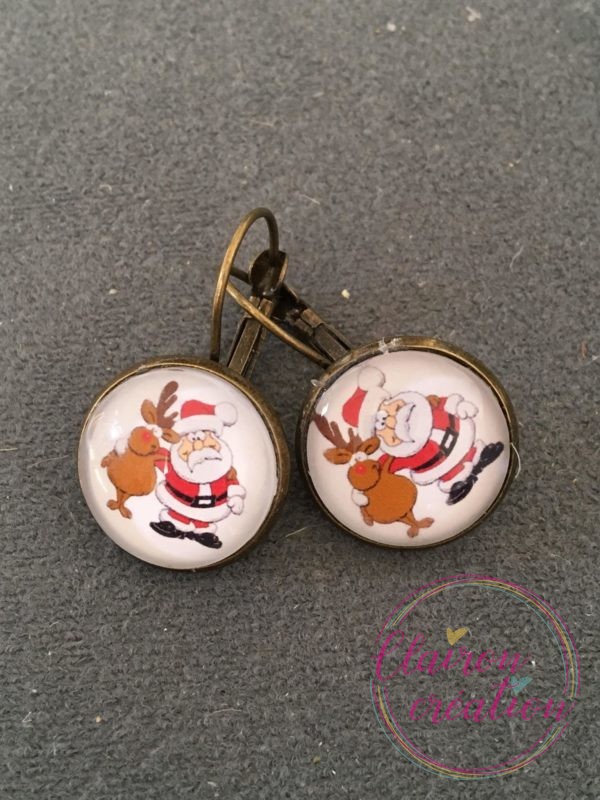 Boucles Père Noël avec son ami le Cerf