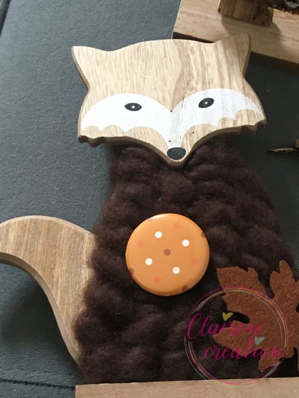 Badge pois fond orange