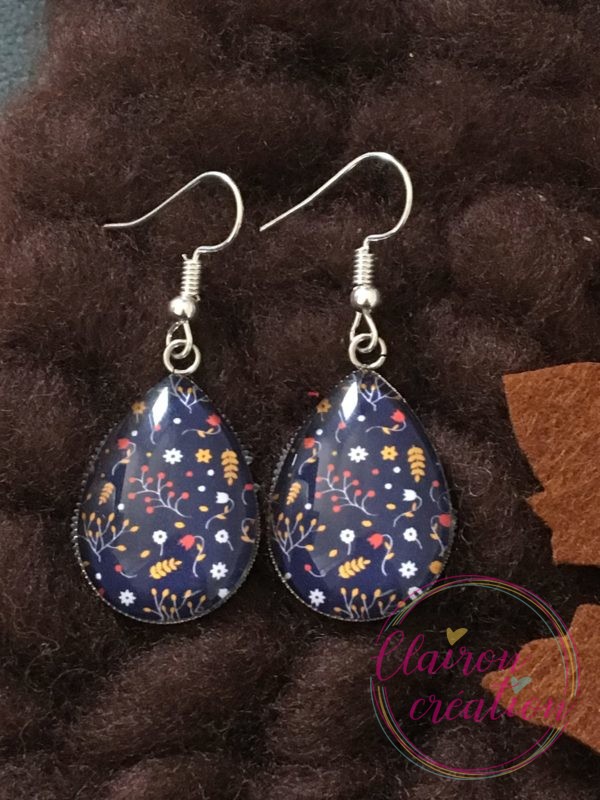Boucles goutte nature sur fond noir