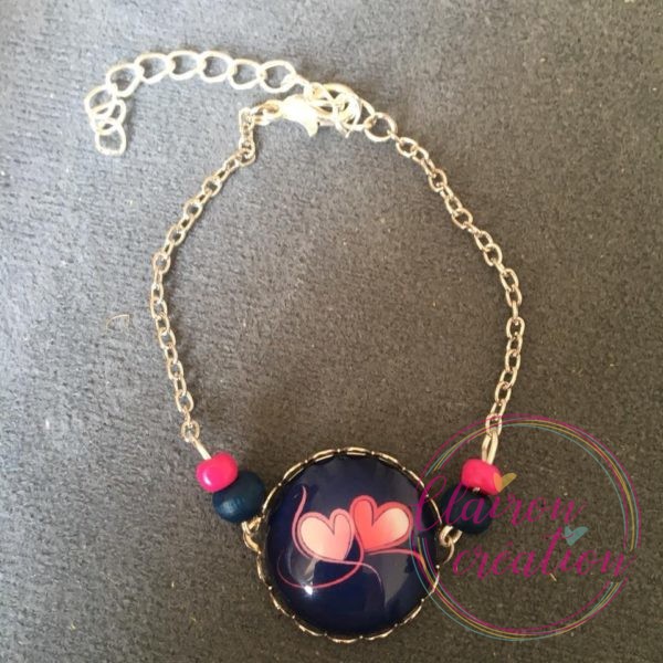Bracelet cœurs rose fond noir