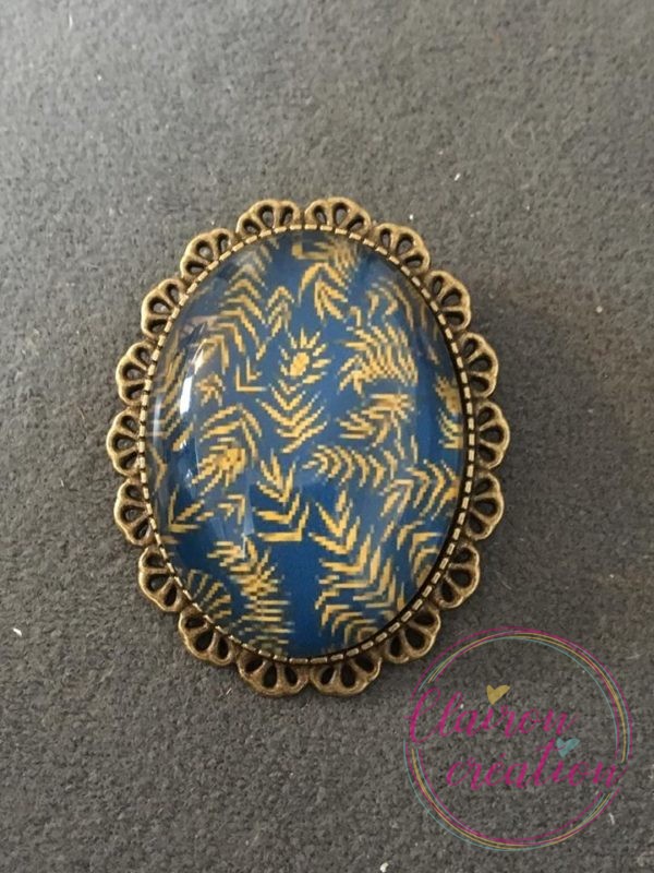 Broche feuillage jaune et bleu