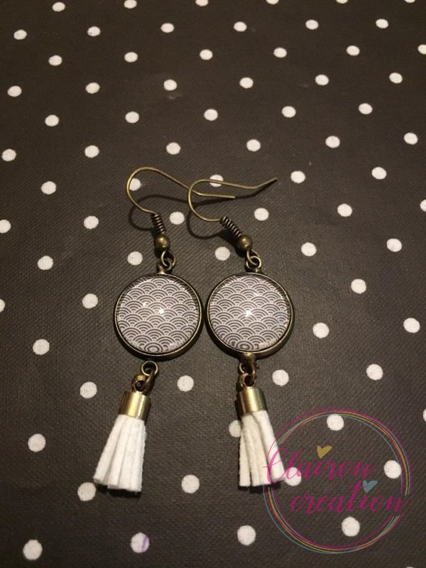 Boucles pompon Arc en Ciel noir et blanc