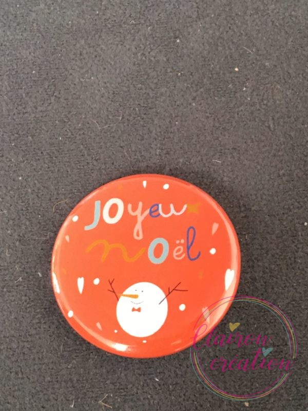 Badge Joyeux Noël bonhomme de neige