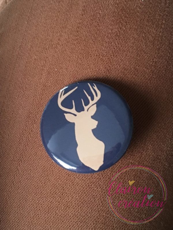 Badge Noël buste de Cerf