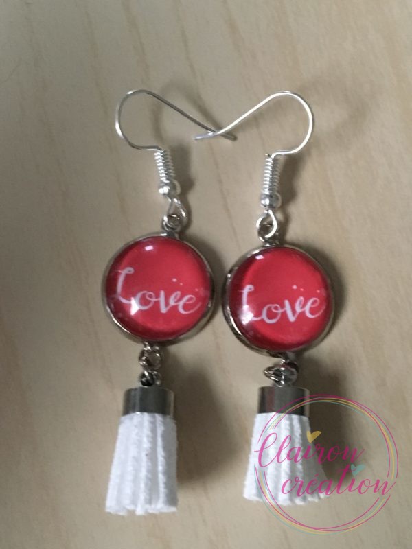 Boucles pompon Love rouge et blanc