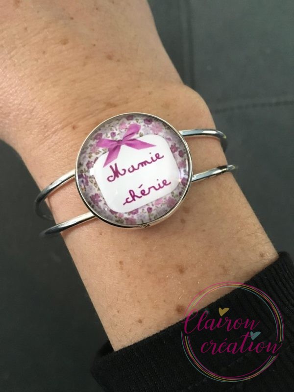 Bracelet Manchette Mamie chérie fond violet