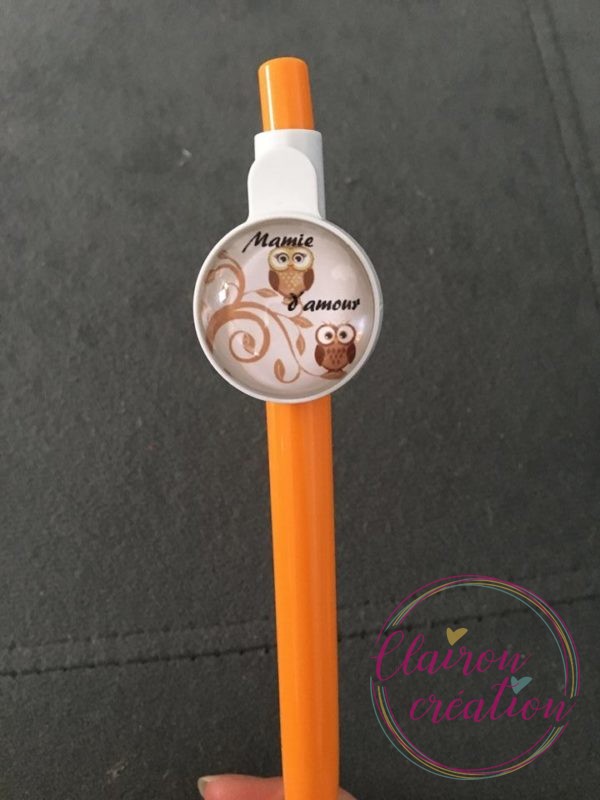 Crayon Mamie d'amour fond marron