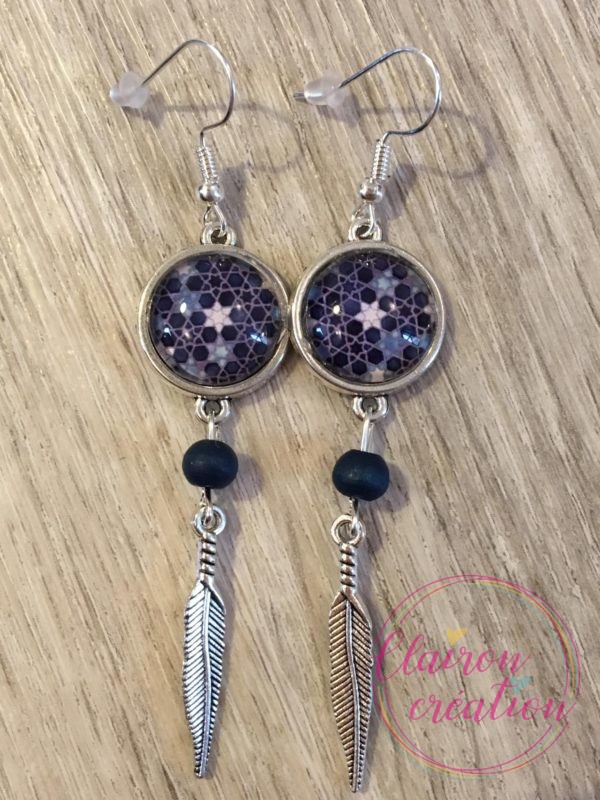 Boucles pendantes étoile bleu marine