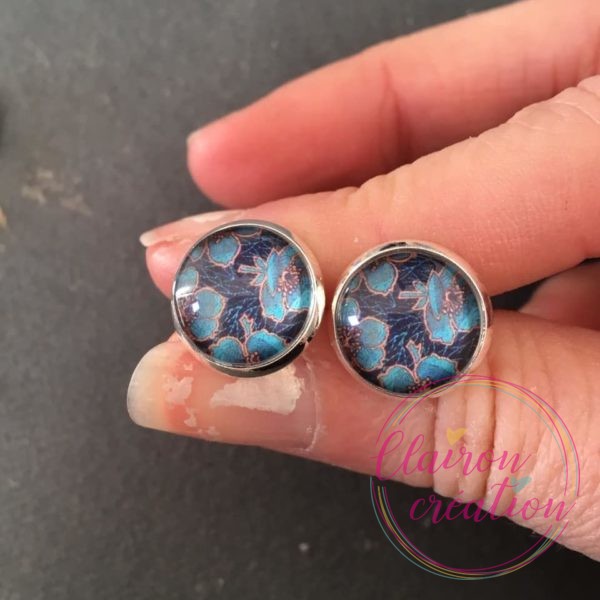 Puces Fleurs Bleues