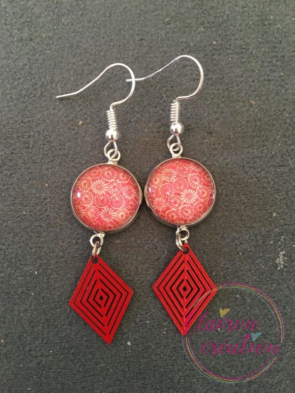 Boucles pendantes fleurs orange rouge