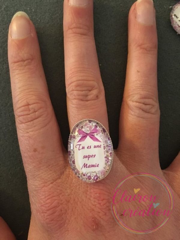 Bague Tu es une Super Mamie fleurs violettes