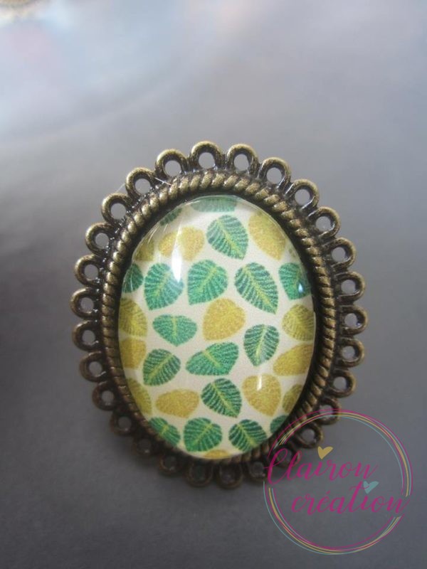 Bague ovale feuilles automne jaune et vert