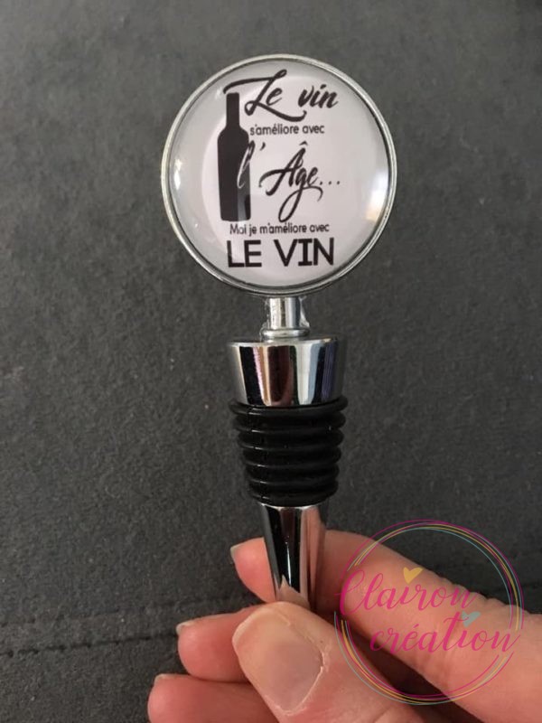 Bouchon le vin s'améliore avec l'âge