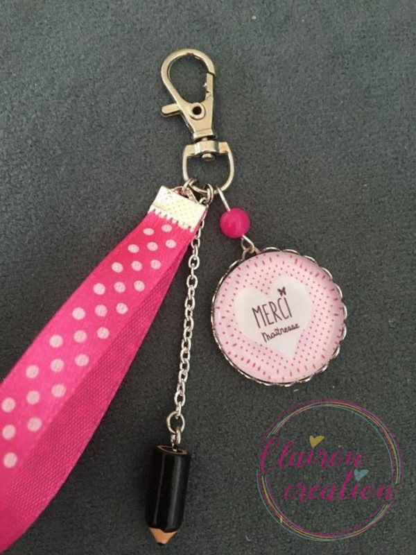 Porte Clé merci maitresse ton rose