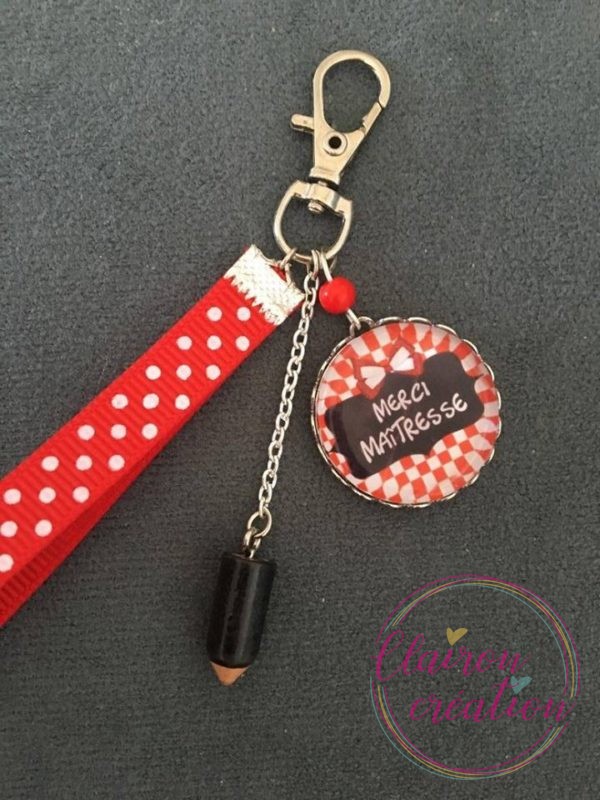 Porte Clé merci maitresse ton rouge noir