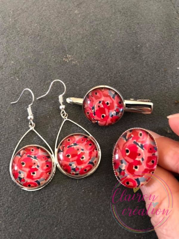 Parure fleurs rouges