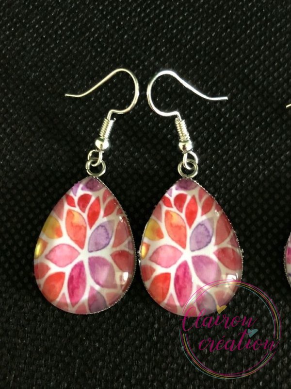 Boucles goutte pétales de roses
