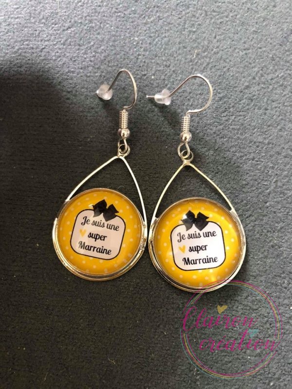 Boucles triangle je suis une super marraine