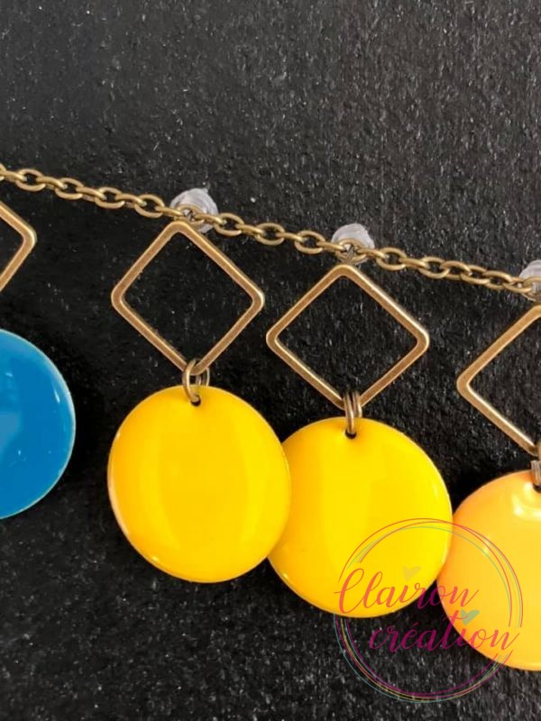 Boucles pendantes sequin carré jaune