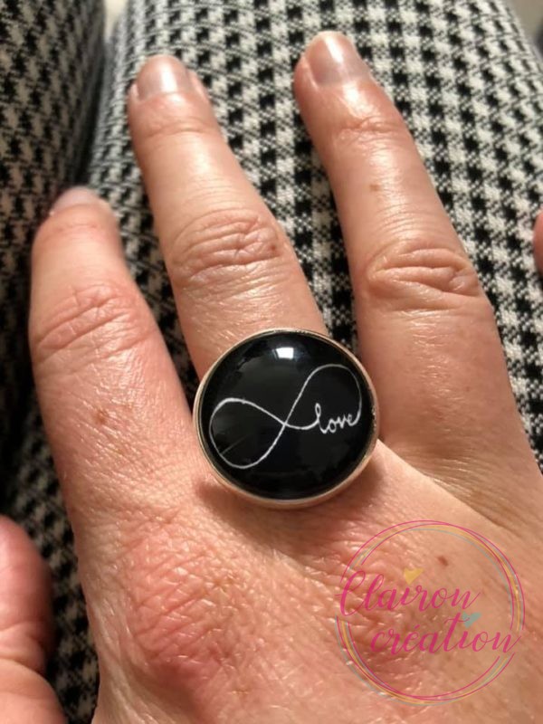 Bague motif Love Infini