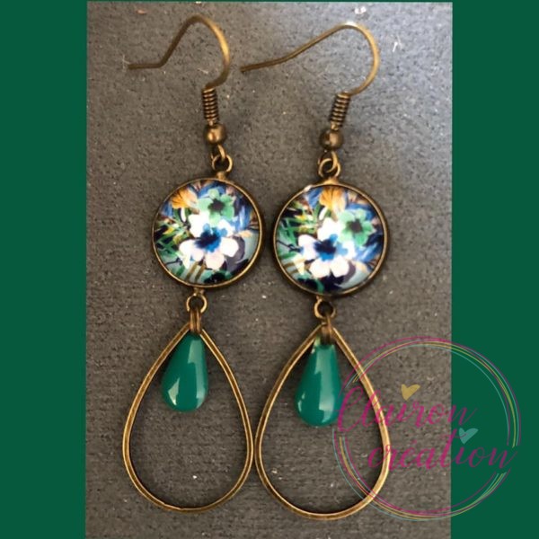 Boucles pendantes Fleurs Blanches gouttes Vertes