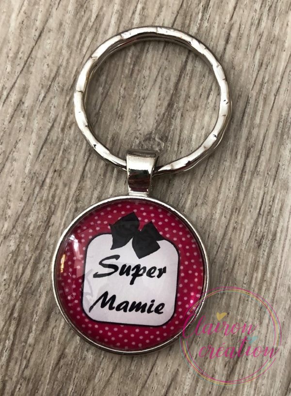 Porte Clé Super Mamie Violet
