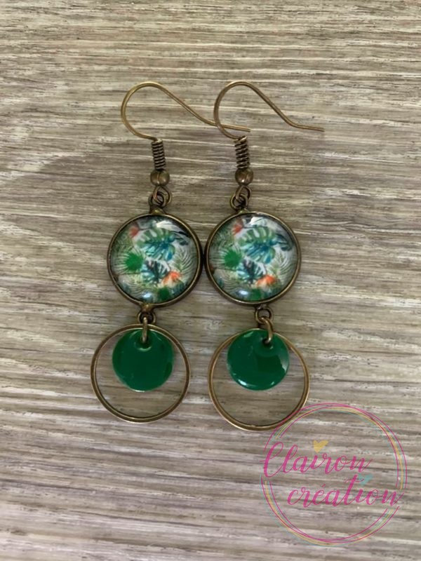 Boucles pendantes natures vertes