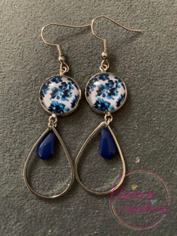 Boucles pendantes Fleurs Bleues