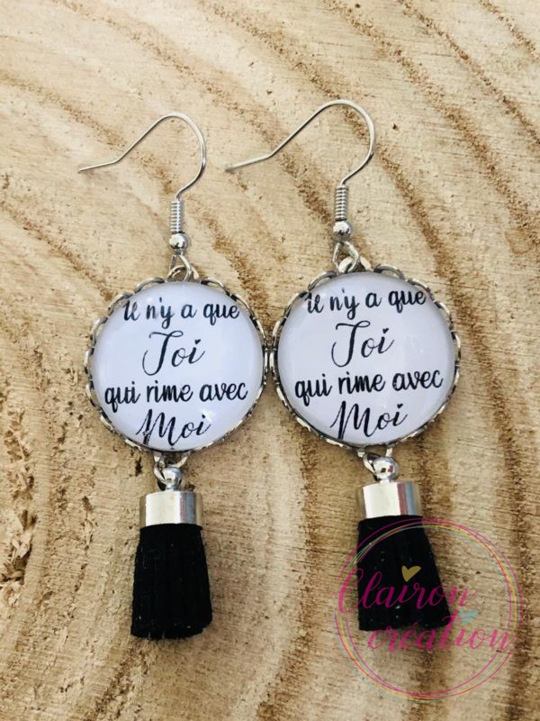 Boucles pompon Amour
