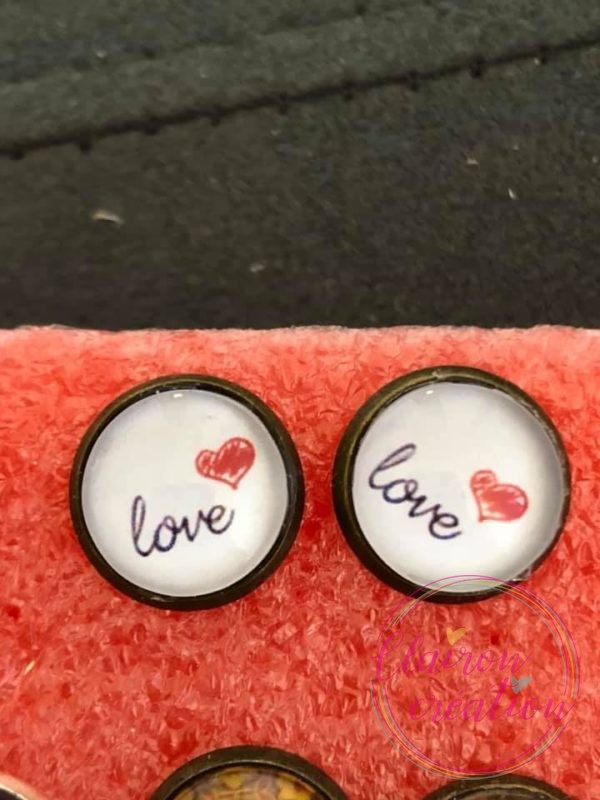 Puces d'oreilles Love