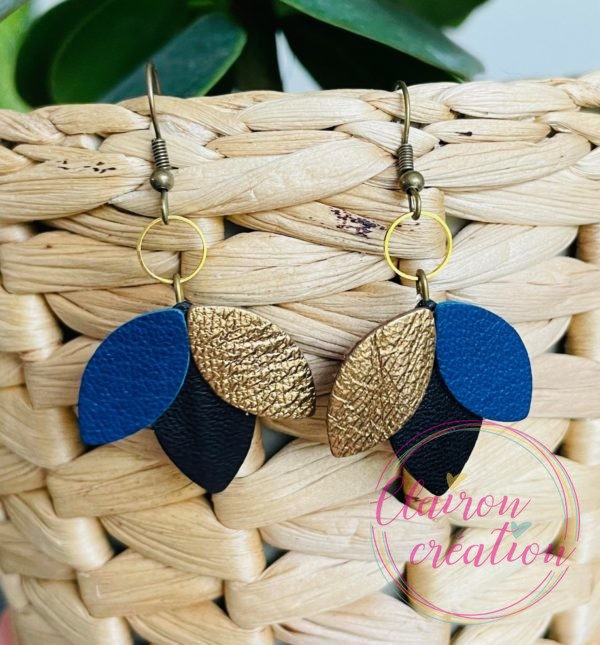 Boucles en pétales de CUIR (20)