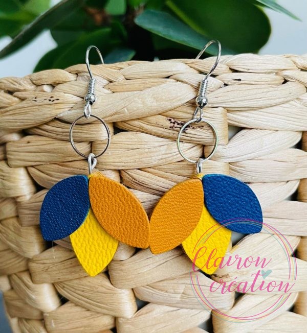 Boucles en pétales de CUIR (23)