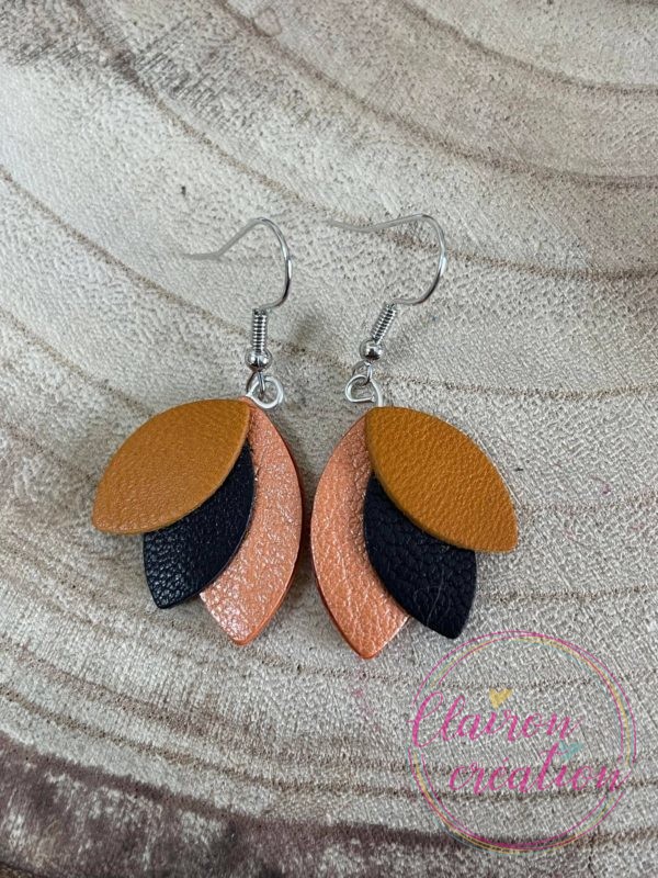 Boucles en pétales de CUIR (39)