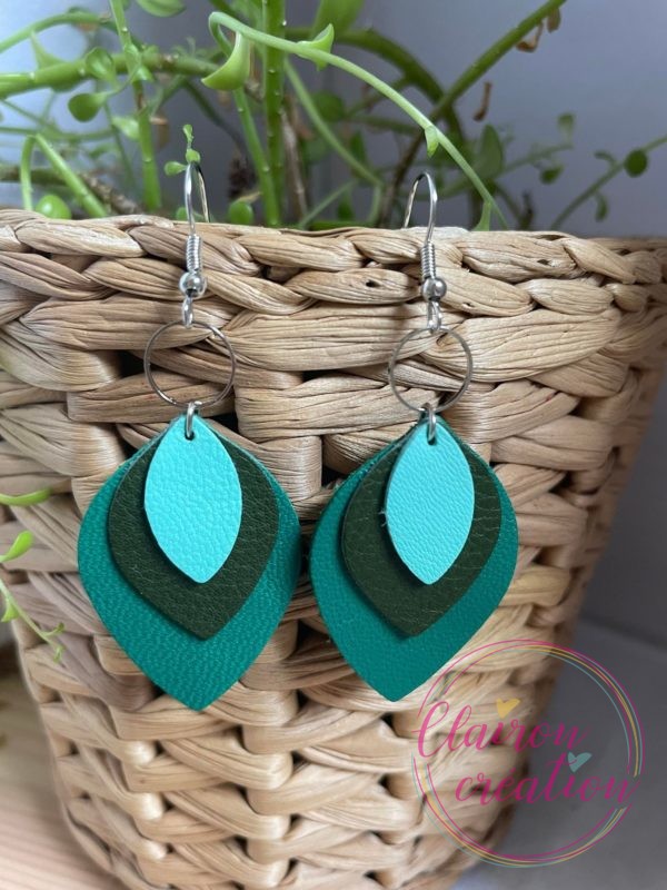 Boucles en feuilles de CUIR (54)
