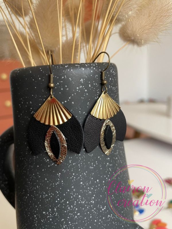 boucles en CUIR Dorées (106)